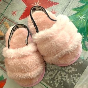 NICE brand from Amazon. Size 0-6months pink baby slippers